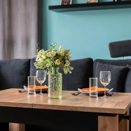 Modern Apartment With Balcony & Free Garage Poznan By Noclegi Renters Esterno foto