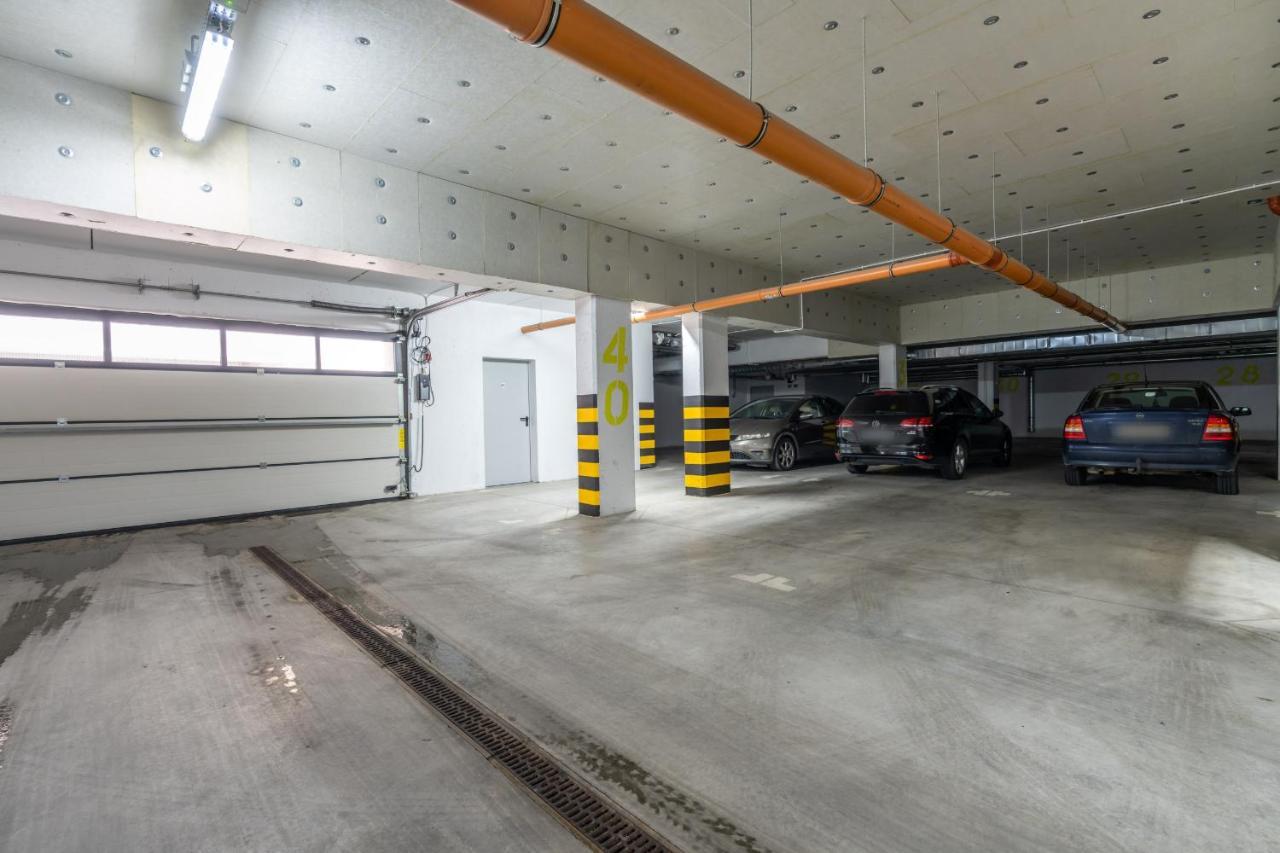 Modern With Balcony & Free Garage By Renters * Poznań